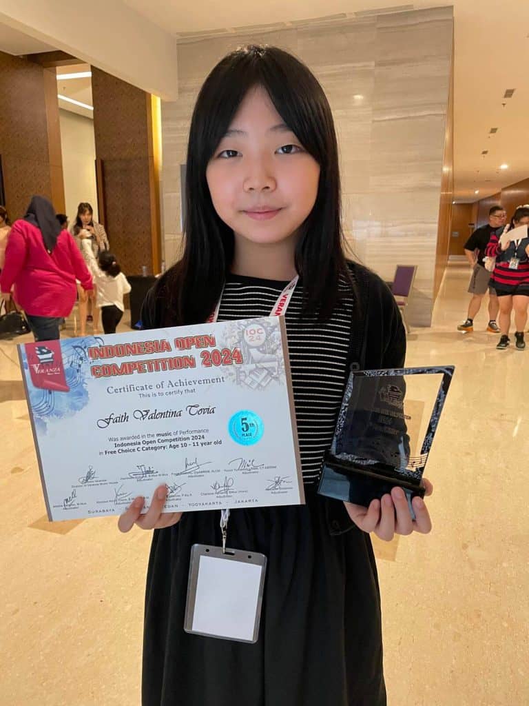 Faith Tovia - pianis, belajar piano, belajar musik
